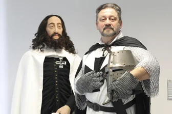 Führung im Plauener Konventgebäude mit Ritter Heinrich -