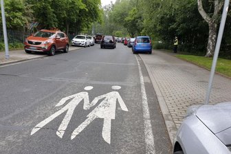 Der Unfall ereignete sich auf der Ernst-Enge-Straße.