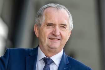 Fünfjahresplan statt Doppelhaushalt: Welche Reform CDU-Minister Schmidt der Minderheitsregierung in Sachsen vorschlägt - „Der Start 2025 wird extrem schwierig“: Sachsens Regionalentwicklungsminister Thomas Schmidt (CDU).