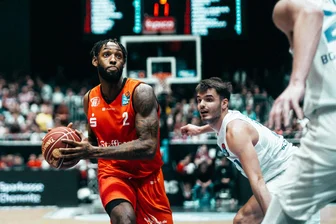 Fünfter Sieg in Folge: Niners Chemnitz bleiben in der Erfolgsspur - Starke Partie: Jeff Garrett machte gegen Göttingen 14 Punkte und holte zehn Rebounds.