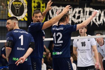 Für alle Fälle: Der VSV Oelsnitz will am Doppelspieltag Punkte sammeln - Für die Oelsnitzer Christian Böhm, Paul König und Johannes Köbsch (von links) stehen am Wochenende gleich zwei Heimspiele an.