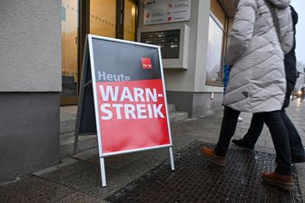 Für Chemnitzer Eltern kommt es dicke: Warnstreik in den Kitas der Stadt - In Chemnitz sind erneut Beschäftigte des öffentlichen Dienstes zum Warnstreik aufgerufen.