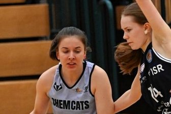 Für die Chemcats muss das Abi warten - Leni Knorr (links) wechselte im Sommer vom SV Halle zu den Chemcats. 