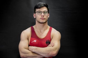 Für einen Vogtländer lebt der Traum von Olympia - Nils Buschner im Trikot des Deutschen Ringerbundes.