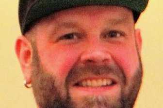 Für Kinder "utopische Summe" gesammelt - Thomas Hänel - Spendensammler