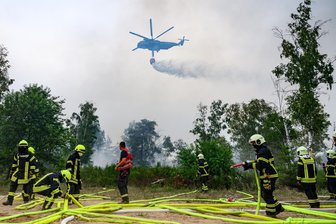Für Materialnachschub und Verpflegung: Feuerwehrchef Tatz fordert Logistiktrupp für Mittelsachsen - Eine Logistikeinheit in Mittelsachsen könnte bei Ereignissen wie Waldbränden helfen.