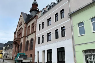 Für mehr Barrierefreiheit: Einwohnermeldeamt Adorf zieht Anfang November um - Ins Erdgeschoss des Hauses Markt 3 neben dem Adorfer Rathaus zieht Anfang November das Einwohnermeldeamt ein.