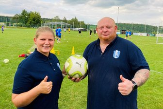 Fußball: Albernauer Blitz-Dreierpack bei Kantersieg - Albernaus Trainerin Paula Mäurer durfte sich über einen Kantersieg ihrer Mannschaft freuen.