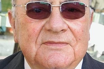 Fußball, Automobilbau und Demokratie - Stadt ehrt drei verdienstvolle Zwickauer - Peter Kirchberg - Autor und Fachberater