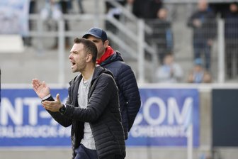 Fußball: CFC-Spiel bei Viktoria Berlin abgesagt - CFC-Chefcoach Benjamin Duda bestreitet mit seiner Mannschaft an diesem Wochenende nur ein Testspiel. Foto: Imago