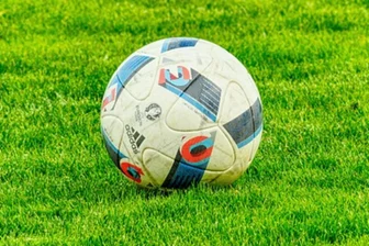 Fußball im Vogtland: Der Erste spielt beim Letzten – Eine einfache Aufgabe? - Symbolbild.