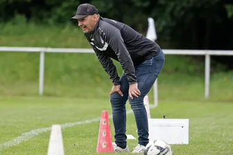 Fußball-Oberliga: VfB-Empor-Coach Nico Quade blickt vor der Partie gegen seinen Ex-Klub VFC Plauen nach vorn und nicht zurück - Auf den VfB Empor Glauchau und Cheftrainer Nico Quade wartet am Sonntag in der Fußball-Oberliga die nächste schwere Aufgabe.