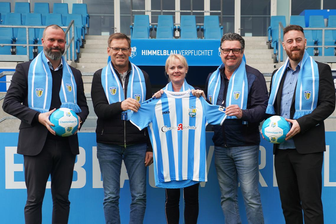 Von links nach rechts: CFC-Vertriebsleiter Nico Engmann, CFC-Geschäftsführer Uwe Hildebrand, Carola Börner, Carola-Apotheke-Geschäftsführer Steffen Börner und CFC-Vertriebsmanager John Berger.