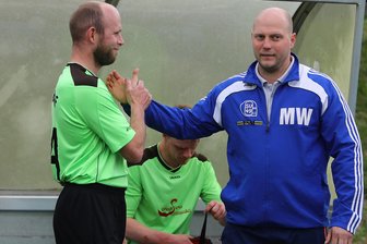 Fußball-Sachsenklasse: Schlusslicht Oelsnitz präsentiert neuen Trainer - Vor seiner Station in Marienberg war Christian Steingräber (rechts) drei Jahre lang Trainer in Großrückerswalde.