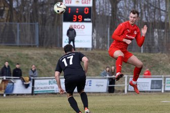 Fußball-Sachsenklasse: „Standard-Theoretiker“ von Fortschritt Lichtenstein glänzen gegen FC Stollberg auch in der Praxis - Tom Ebersbach (r.) erzielte für Lichtenstein zwei Treffer gegen Stollberg.