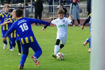 Fußball: Talente des FSV Zwickau und des 1. FC Lok Leipzig glänzen im Erzgebirge - Für die Marienberger D-Junioren, die letztlich Platz 8 belegten, war unter anderem das Spiel gegen den FC Erzgebirge Aue ein tolles Erlebnis.