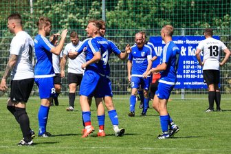 Fußball-Vogtlandklasse: Kann der VfB Großfriesen den SSV Bad Brambach im Spitzenspiel stürzen? - Allen Grund zum Jubeln haben derzeit die Kicker des SSV Bad Brambach. Mit acht Punkten Vorsprung stehen sie auf Platz 1 und empfangen nun Großfriesen zum Spitzenspiel.