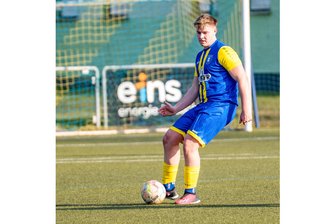 Fußball-Westsachsenliga: So schoss der „Spieler der Woche“ den SV Waldenburg in letzter Minute zum wichtigen Punktgewinn - Ferdinand Frischmann erzielte sein erstes Saisontor gegen Mosel und sicherte einen wichtigen Punkt für den SV Waldenburg.