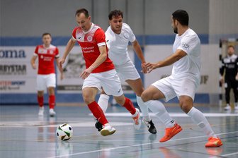 Futsal: Hohenstein-Ernstthal übernimmt Tabellenführung in der Bundesliga - Dmytro Sorokin, hier im Spiel gegen die Beton Boys München am Ball, erzielte am Samstagabend das wichtige 1:0 für die Westsachsen beim HSV.