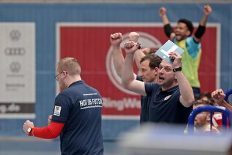 Futsal: HOT 05 besiegt Liria Berlin im Bundesliga-Halbfinale souverän - Für das Team um Trainer Dominik Naujoks geht es bald um den Titel.