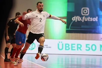 Futsal-Länderspiele in Hohenstein-Ernstthal: Deutschland feilt an der Intensität - Die deutsche Nationalmannschaft um Kapitän Christopher Wittig will aus den Niederlagen gegen Tschechien lernen. 