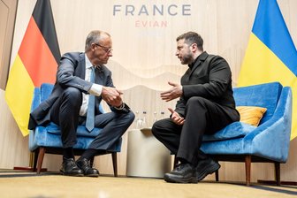 G7 will Druck auf Russland erhöhen - Bundeskanzler Friedrich Merz (CDU) bespricht mit dem ukrainischen Präsidenten Wolodymyr Selenskyj das weitere Vorgehen für ein Ende des russischen Angriffskriegs.