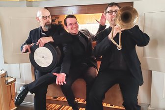 „Game of Thrones“ trifft „Hobbit“: Zwickauer Katharinenkirche erlebt Himmelfahrt mit Hollywood-Sound - Ivo Nitschke, Hubertus Schmidt und Karl Joseph Eckel (v. l.) begeisterten das Publikum.