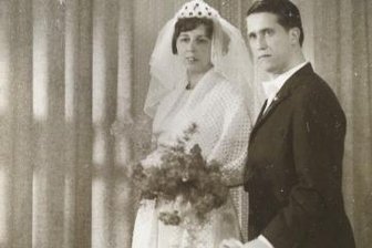 "Ganz in Weiß" erklang im Saal - Renate und Joachim Schwindel aus Raschau zu ihrer Hochzeit 1967.