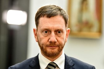 Ganz Sachsen Corona-Hotspot? CDU-Fraktion gegen Kretschmers Plan -
