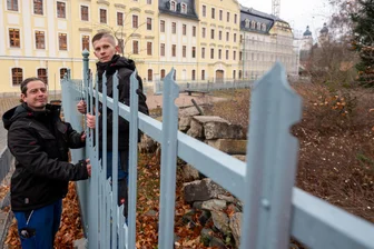 Gartendenkmal am Weisbachschen Haus in Plauen nun vollständig umzäunt - 
