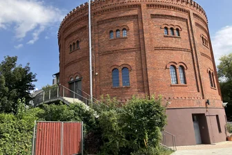 Gasometer Zwickau: Poetisches in Gebärdensprache - Das Gasometer ist für Toni ein Kulturort, der für alle offen ist.