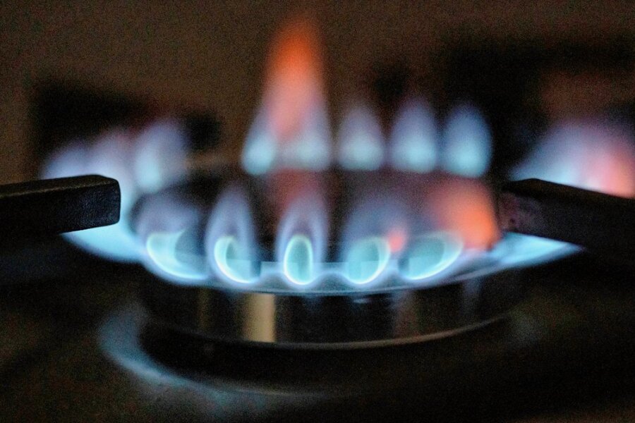 Gaspreise: Grundversorgung plötzlich am günstigsten - Wer einen Gasherd besitzt, kann auch bei Stromausfall kochen. Doch die Gaspreise sind drastisch gestiegen.