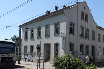 Gasrechnung zu hoch - Traditions-Wäscherei in Zwickau gibt auf - Die Wäscherei Maylahn an der Äußeren Schneeberger Straße war für viele Zwickauer die erste Adresse in Sachen Reinigung. Ende Juli schließen die Eigentümer die Firma.