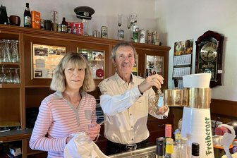 Gastgeber aus Leidenschaft dreht Bierhahn im Haus des Gastes Grünhain zu und geht in den Ruhestand - Silvia und Olaf Rammler gehen zum Ende des Monats in den Ruhestand.