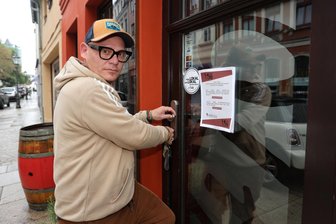 Gasthaus „1470“ in Zwickau: Das sind die Gründe für die Schließung - Die Tür zu einem der beliebtesten Restaurants Zwickaus bleibt künftig zu. Gastwirt Andi Saller hat das Gasthaus „1470“ geschlossen, weil die Rahmenbedingungen in der Gastronomie nicht mehr passen.