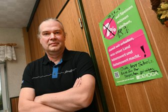 Gastrobranche in Mittelsachsen kämpft ums Überleben - Für Uwe Himpel, Inhaber der Gaststätte „Zum Zeisig“ in Penig, geht die Entwicklung in der Gastronomie in die gänzlich falsche Richtung. Vor allem die Mehrwertsteuererhöhung Anfang des Jahres sei ein schwerer Schlag gewesen.