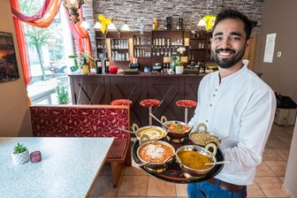 Gastronomischer Neustart im Erzgebirge: In bekanntes Restaurant Istanbul Topkapi zieht Inder ein - Sunil Kumar ist Inhaber des neuen indischen Restaurants in Aue.