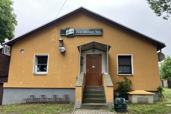 Gaststättensterben im Erzgebirge: „Grüne Aue“ bleibt weiter Sorgenkind - Idyllisch gelegen wäre es, das Lokal "Grüne Aue" in Lugau. Doch es fehlt ein Pächter.