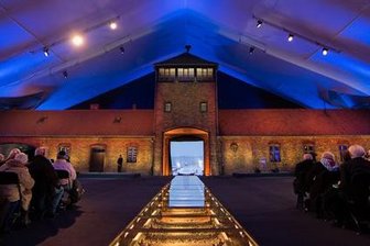 Gauck: Es gibt keine deutsche Identität ohne Auschwitz -