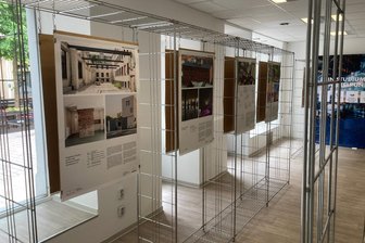 Gebaute Vielfalt zeigt sich in Freiberg und Flöha - Die Ausstellung „Atlas des Gemeinsamen“ ist in der Burgstraße 9 in Freiberg zu sehen.