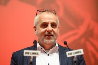 Gebhardt bleibt Linke-Fraktionschef - 