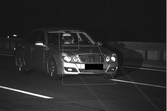 Geblitzt: Autofahrer knutscht bei 139 km/h - Mit fast 140 Sachen auf der Autobahn ...