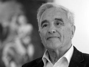 Der Schauspieler Michael Degen steht am Set von "SOKO Leipzig" (Aufnahme von 2013).