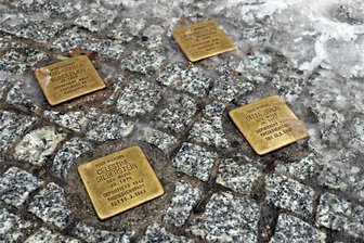 Gedenken an Reichspogromnacht in Freiberg: Lichtpunkte sollen Mahnung sein - Auch in Freiberg erinnern Stolpersteine an verlorenes jüdisches Leben und somit auch an den Pogrom von 1938.