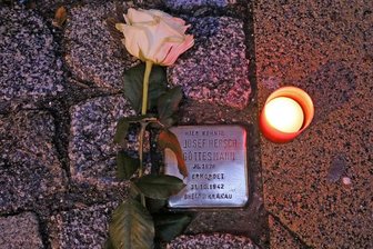Gedenkveranstaltung gibt Aufgabe: Wegschauen und Gleichgültigkeit entgegentreten -
