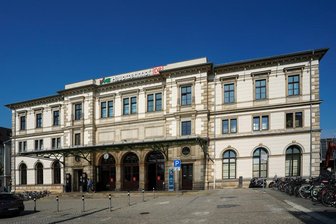 Gefährliche Körperverletzung in Chemnitz: Zigarette im Gesicht ausgedrückt - Chemnitzer Hauptbahnhof