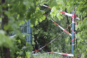 Gefährlicher Fund in Chemnitzer Wald: Sorgen der Anwohner offenbar begründet - Ein Teilstück des Ebersdorfer Waldes wurde Anfang des Monats abgesperrt, später wieder freigegeben. Nun gab es erneut einen verdächtigen Fund.