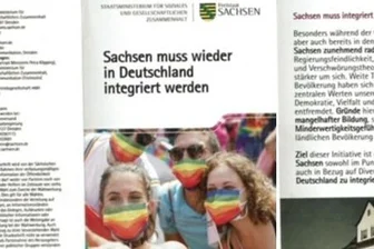Gefälschte Infobroschüre beklagt Radikalisierung in Sachsen: Sozialministerium distanziert sich - Derartige Flyer wurden offenbar an sächsische Haushalte verteilt. Dabei handelt es sich nicht um eine Veröffentlichung des Sozialministeriums.