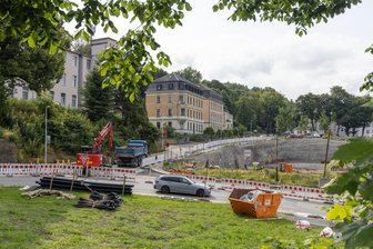 Gefahr durch Bergbau im Erzgebirge: Innenstadtring bleibt länger gesperrt - Die Wilischstraße neben dem ehemaligen OPEW-Gelände muss länger gesperrt werden.