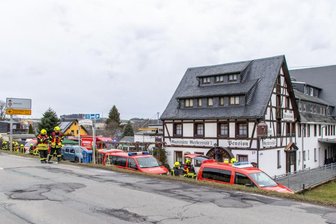 Gefahrguteinsatz: Feuerwehren in Zwönitz gefordert -